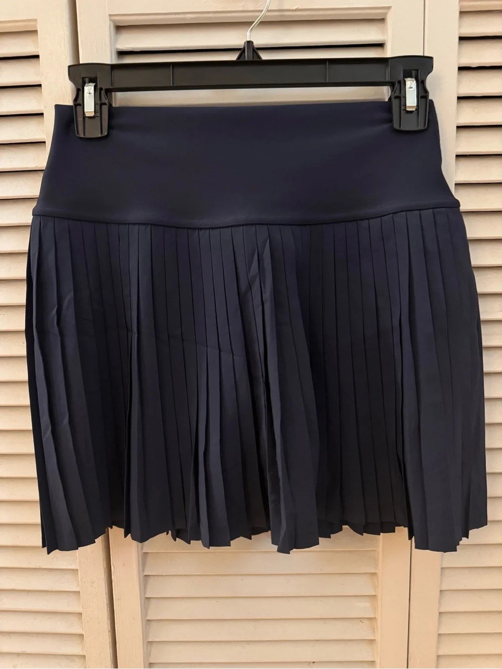 ALO Yoga Grand Slam Tennis Pleated Mini Skirt in Navy Blue - M